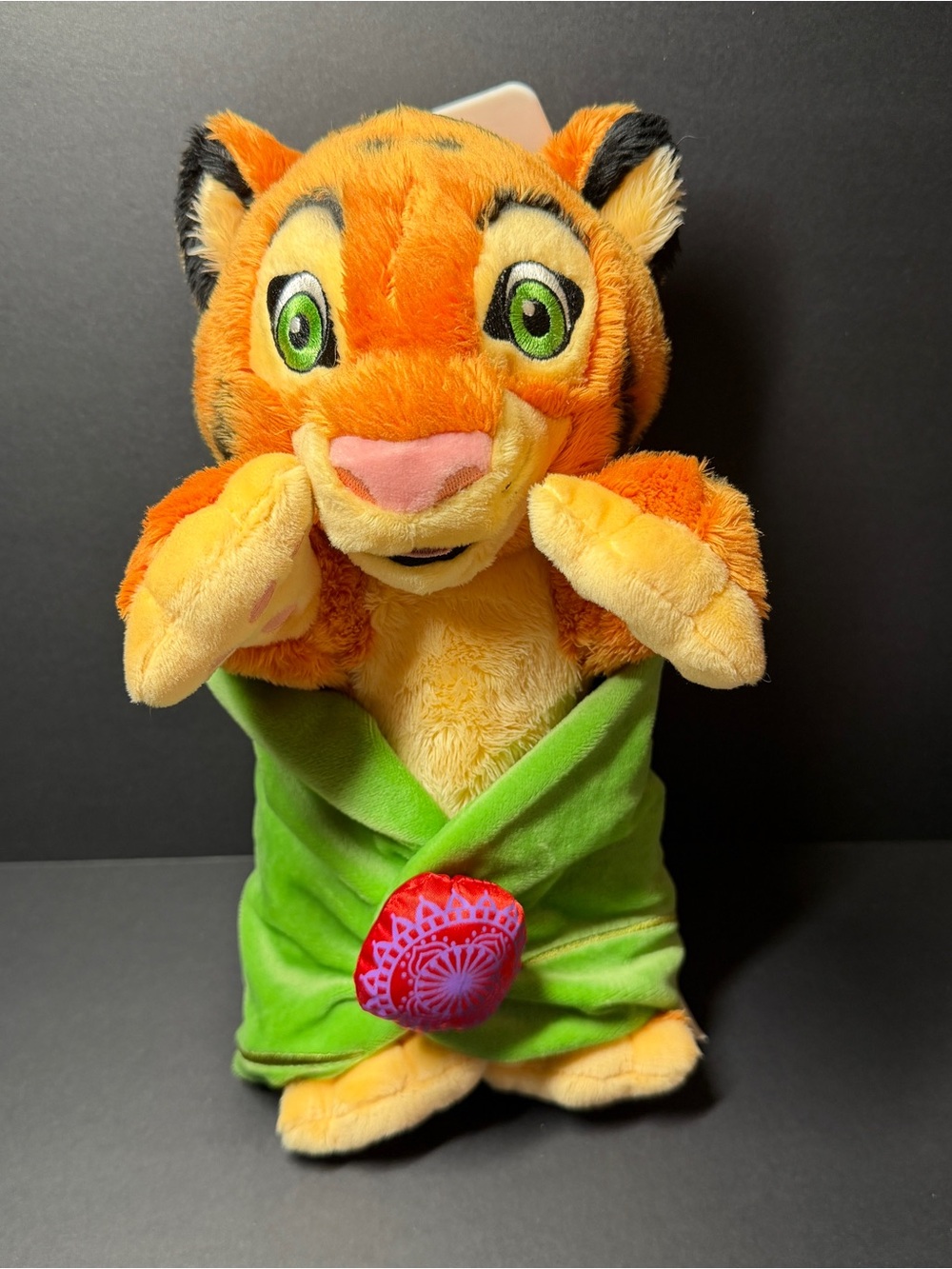 Aladdins Baby Rajah Tiger Wrapped Leaf Blanket 10" Plush Disney Parks Exclusive